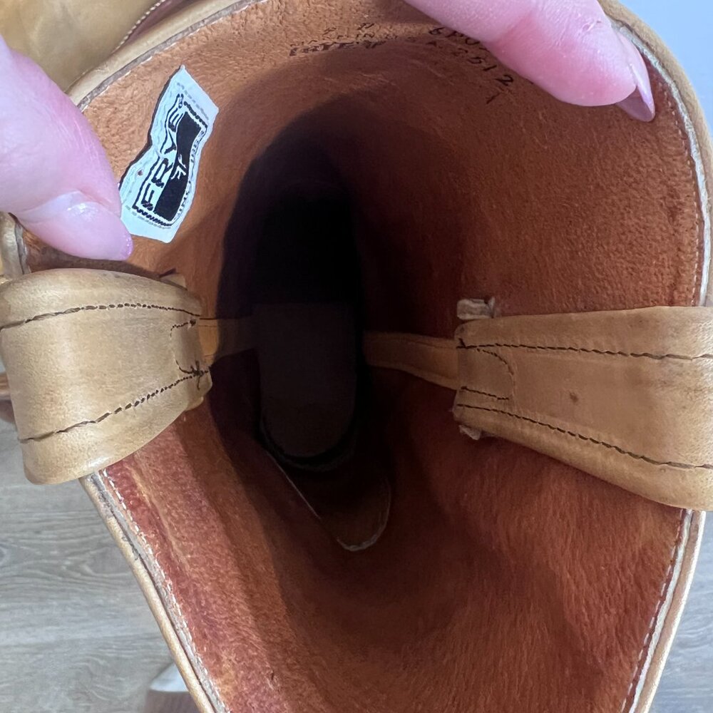 BANANA FRYE BOOTS BRAND NEW - Picture 6 of 10